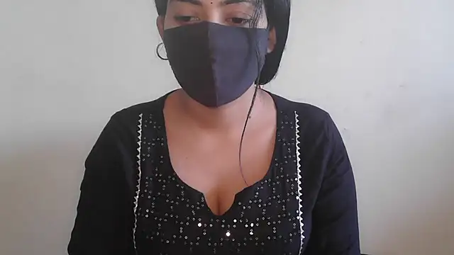 Snapshot of Reddy_Trisha chatting on 12-05-25, 05:05 Reddy Trisha online show from 12-05-25, 05:05