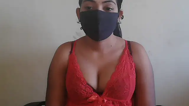 Snapshot of Reddy_Trisha chatting on 12-16-25, 04:39 Reddy Trisha online show from 12-16-25, 04:39