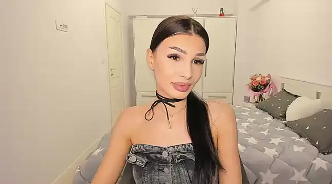 HelenShawn online show from 02-25-25, 06:42