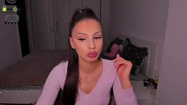 HelenShawn online show from 10-10-25, 08:19