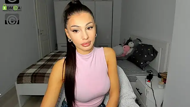 HelenShawn online show from 10-31-25, 09:27