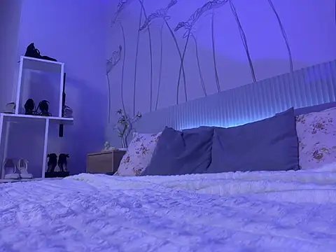 Molli Luv online show from 02-25-25, 12:55