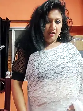 Snapshot of horny_lizia chatting on 12-20-25, 06:48 horny lizia online show from 12-20-25, 06:48