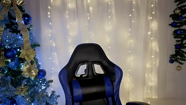 Snapshot of saorisworld chatting on 12-19-25, 01:01 saorisworld online show from 12-19-25, 01:01