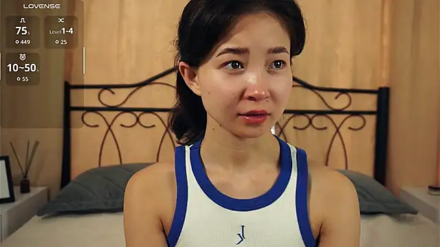 VeronaCritchlow online show from 09-13-25, 07:08