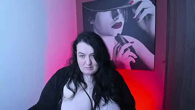 QueenOfHaze online show from 11-15-25, 07:43