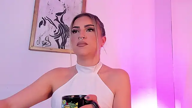 Snapshot of Valka_praskov chatting on 11-20-25, 01:00 Valka praskov online show from 11-20-25, 01:00