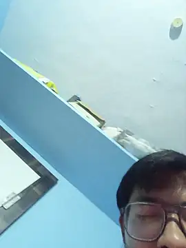 Snapshot of randit7 chatting on 01-14-26, 01:28 randit7 online show from 01-14-26, 01:28