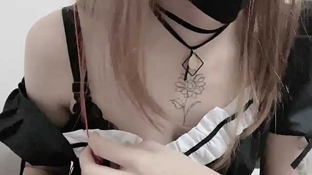 Snapshot of Chu1314 chatting on 02-15-25, 06:44 Chu1314 online show from 02-15-25, 06:44