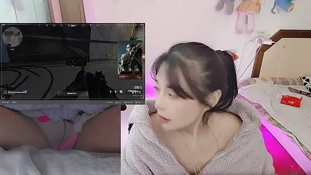 Snapshot of Song_99 chatting on 03-01-26, 03:14 Song 99 online show from 03-01-26, 03:14