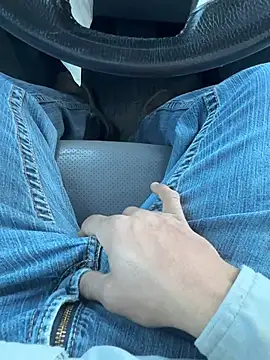 luiriv04 online show from 01-23-25, 07:40