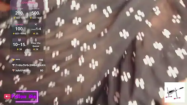 Snapshot of PRIYANKAUAE chatting on 10-06-25, 12:35 PRIYANKAUAE online show from 10-06-25, 12:35