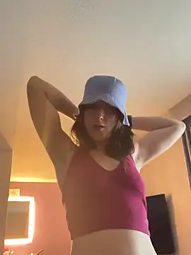 Snapshot of PhattPinxkTaco chatting on 02-04-25, 10:13 PhattPinxkTaco online show from 02-04-25, 10:13