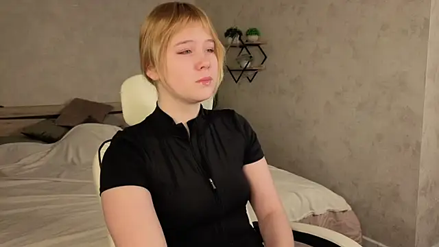 Snapshot of Amy_Kimberlly chatting on 11-14-25, 11:57 Amy Kimberlly online show from 11-14-25, 11:57