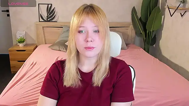 Snapshot of Amy_Kimberlly chatting on 12-14-25, 11:53 Amy Kimberlly online show from 12-14-25, 11:53