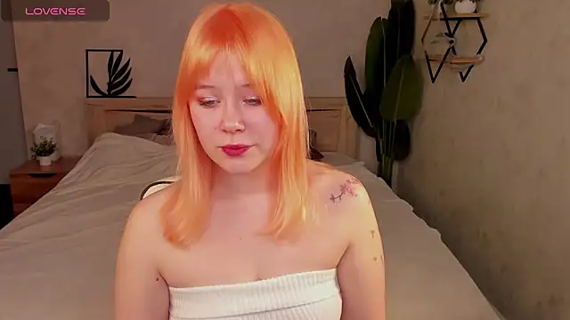 Snapshot of Amy_Kimberlly chatting on 12-18-25, 12:49 Amy Kimberlly online show from 12-18-25, 12:49