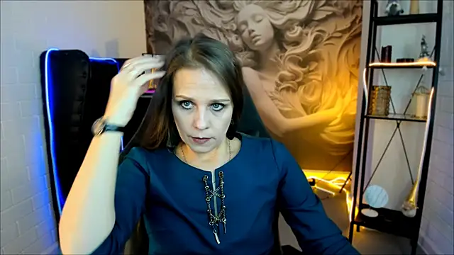 Snapshot of EmiliaBedy chatting on 01-31-25, 09:16 EmiliaBedy online show from 01-31-25, 09:16