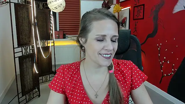 Snapshot of EmiliaBedy chatting on 02-09-25, 09:05 EmiliaBedy online show from 02-09-25, 09:05