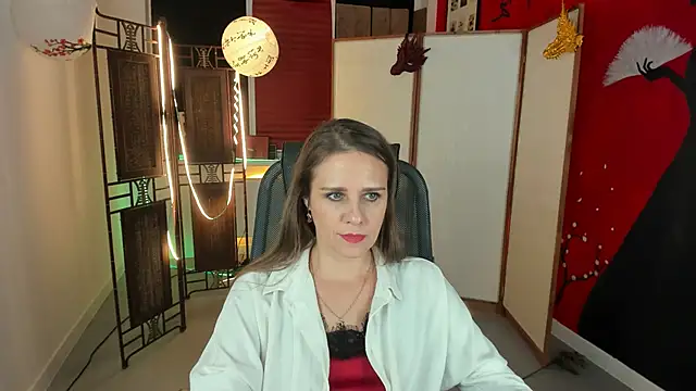 Snapshot of EmiliaBedy chatting on 02-21-25, 12:17 EmiliaBedy online show from 02-21-25, 12:17