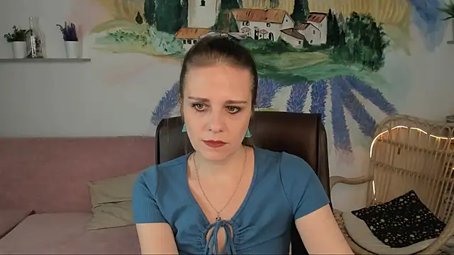 Snapshot of EmiliaBedy chatting on 02-22-25, 09:12 EmiliaBedy online show from 02-22-25, 09:12