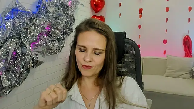 Snapshot of EmiliaBedy chatting on 02-25-25, 03:16 EmiliaBedy online show from 02-25-25, 03:16