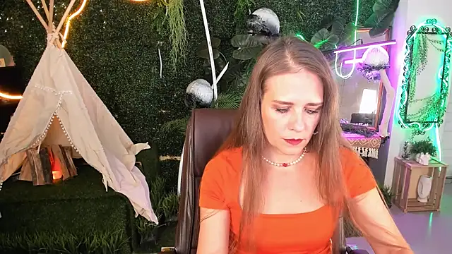 Snapshot of EmiliaBedy chatting on 09-24-25, 09:12 EmiliaBedy online show from 09-24-25, 09:12