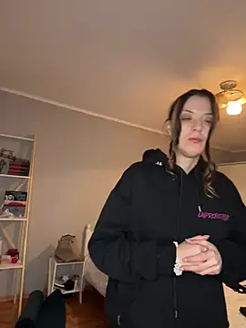 bunnythetailor online show from 02-27-25, 07:58