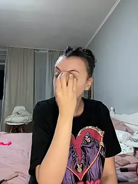 Snapshot of bunnythetailor chatting on 11-05-25, 08:53 bunnythetailor online show from 11-05-25, 08:53