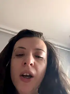 Snapshot of bunnythetailor chatting on 11-21-25, 01:43 bunnythetailor online show from 11-21-25, 01:43