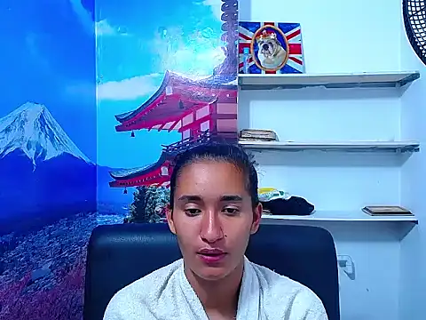 Snapshot of susy_pervertt chatting on 03-21-25, 06:18 susy pervertt online show from 03-21-25, 06:18