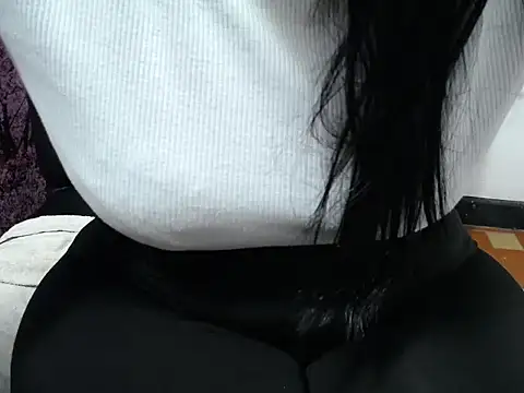 Snapshot of susy_pervertt chatting on 11-08-25, 03:01 susy pervertt online show from 11-08-25, 03:01