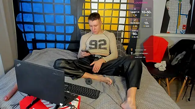 Snapshot of alex_mel chatting on 02-01-25, 12:58 alex mel online show from 02-01-25, 12:58