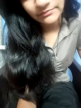 Tanu-00 online show from 03-20-25, 10:10