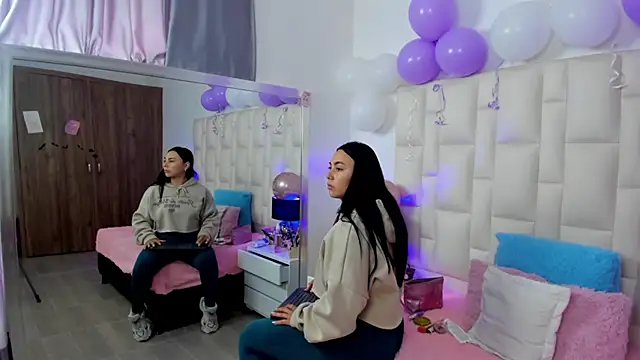 Snapshot of Ariana_rouse chatting on 11-07-25, 03:56 Ariana rouse online show from 11-07-25, 03:56