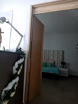 Snapshot of Ariana_rouse chatting on 12-03-25, 05:11 Ariana rouse online show from 12-03-25, 05:11