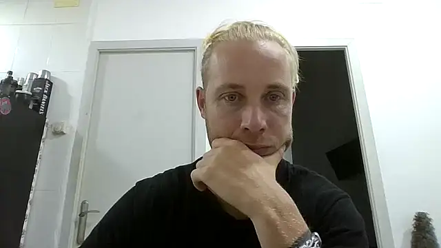 Snapshot of vikingodorado chatting on 03-05-26, 03:30 vikingodorado online show from 03-05-26, 03:30