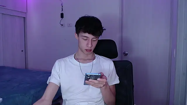 Juanmres online show from 04-13-26, 02:11