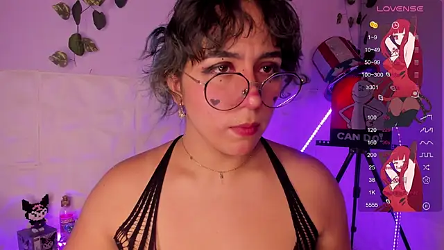 Ludovica6669 online show from 02-06-25, 06:56