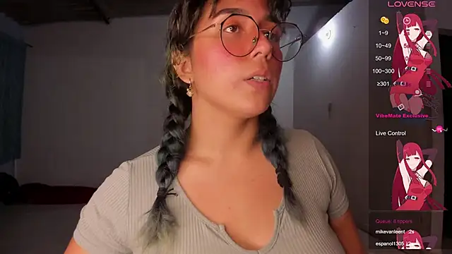 Ludovica6669 online show from 02-27-25, 11:59