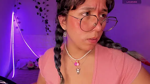 Ludovica6669 online show from 03-08-25, 12:55