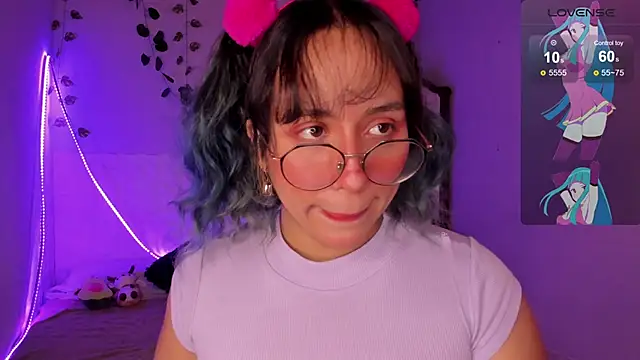 Ludovica6669 online show from 03-08-25, 10:24