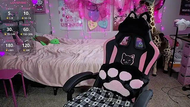 Snapshot of MissLoreleii chatting on 02-25-26, 08:51 MissLoreleii online show from 02-25-26, 08:51