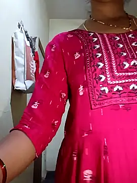 Snapshot of TeluguammayiMahi chatting on 10-05-25, 09:45 TeluguammayiMahi online show from 10-05-25, 09:45