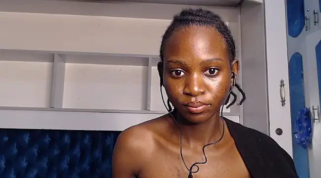 YoungDiva69 online show from 03-04-25, 05:56