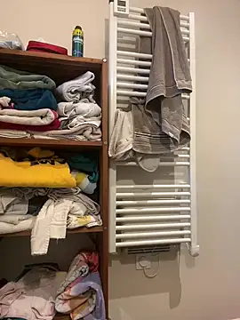 yannusgir33 online show from 01-28-25, 08:36