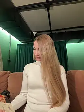 Snapshot of Sweet_Pussy2024 chatting on 02-11-25, 03:08 Sweet Pussy2024 online show from 02-11-25, 03:08