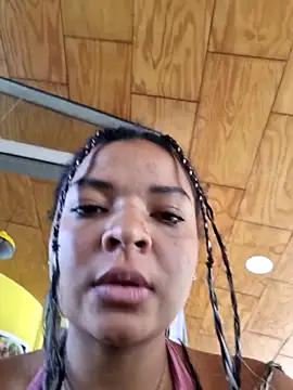 SamanthaMilann online show from 04-01-26, 06:49