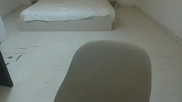 Snapshot of Robexxmia chatting on 09-14-25, 06:51 Robexxmia online show from 09-14-25, 06:51