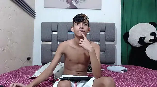 Snapshot of KING_STYLE2 chatting on 02-14-25, 02:18 KING STYLE2 online show from 02-14-25, 02:18