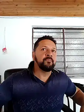 Snapshot of Daniel_08_8 chatting on 03-05-25, 09:15 Daniel 08 8 online show from 03-05-25, 09:15